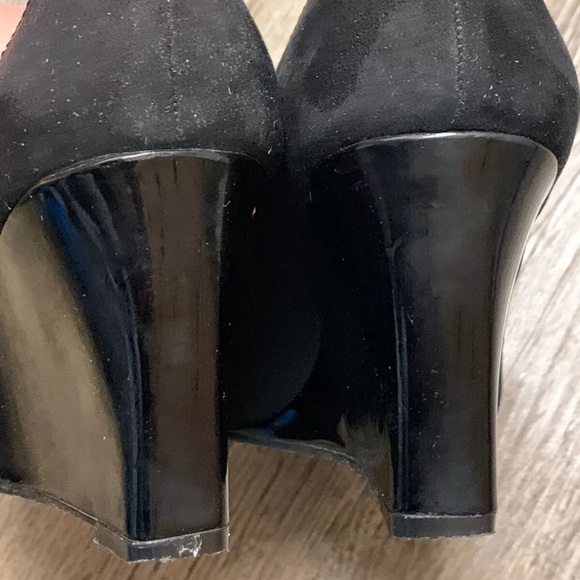 BCBGeneration Wedges Shoes 8.5 Black Suede Patent - Picture 8 of 8